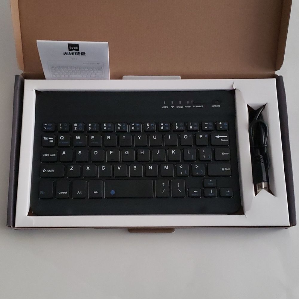 Mini Wireless Keyboard - Picture 2 of 7